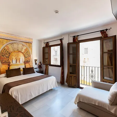 Mezquita Hotel 2*