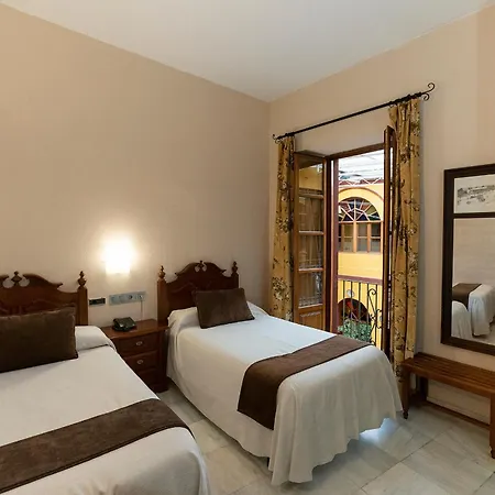 Hotel Mezquita 2*
