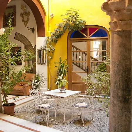 Casa Museo De La Mezquita 2*